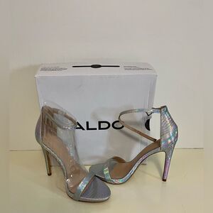 NWB- Aldo Iridescent CARAA Heals - size 8.5